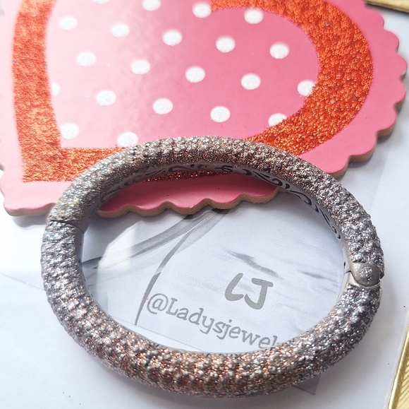KMO duty shimmer bracelet - Picture 7 of 7